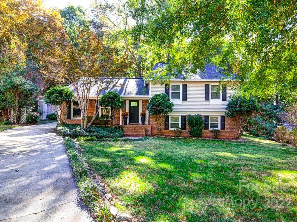 7839 Old North Court - Photo 1