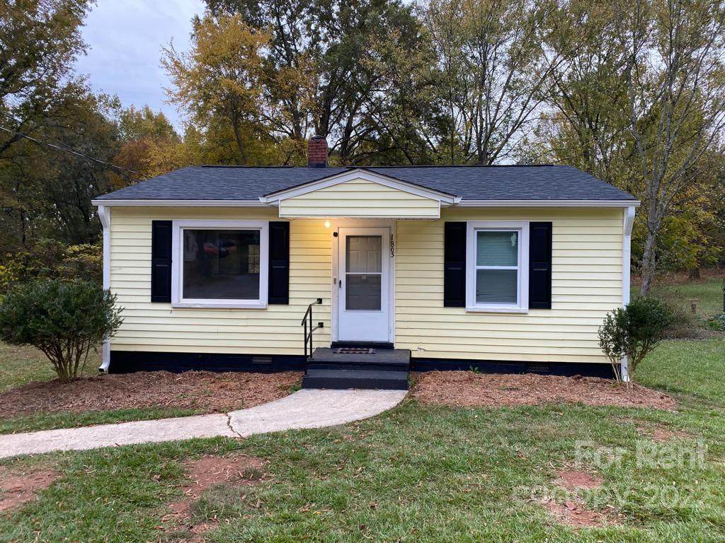 1803 Bristol Road - Photo 1