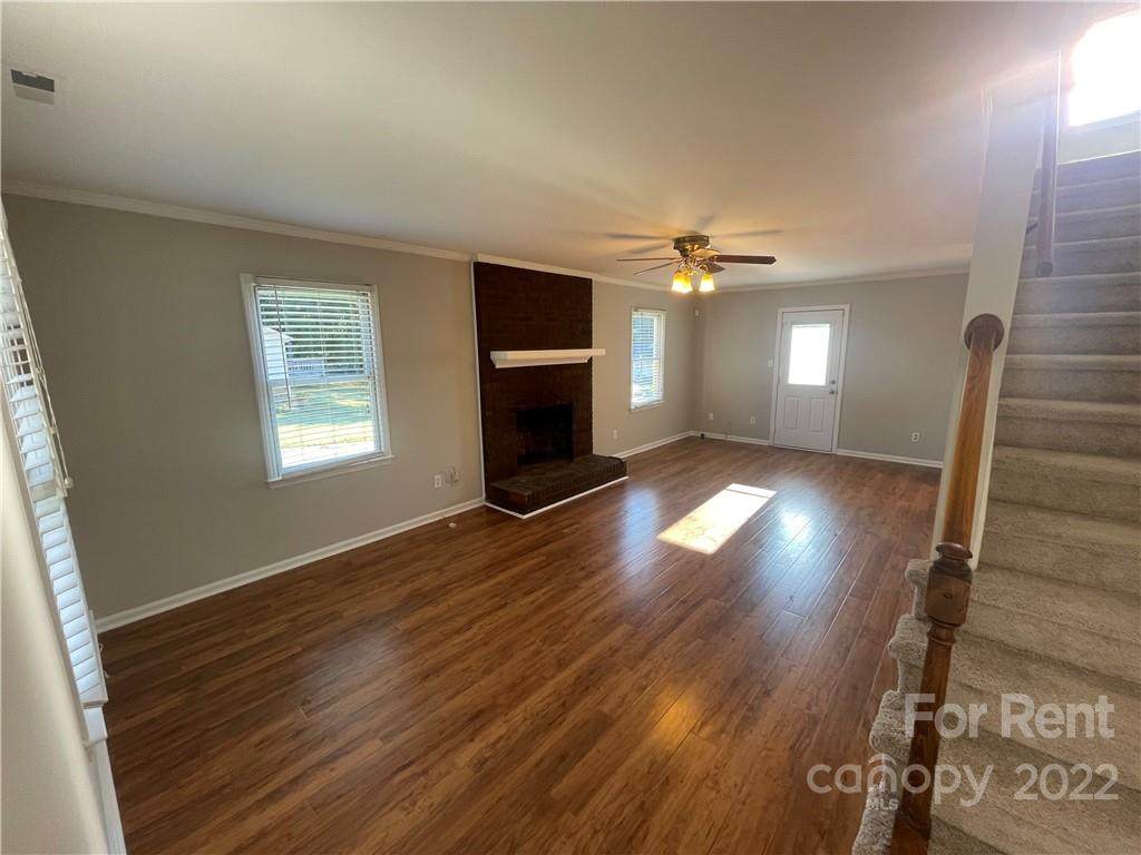 10524 North Canyon Road - Photo 1