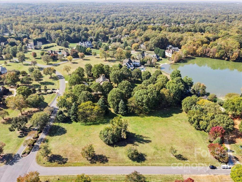 473 Walden Trail - Photo 1
