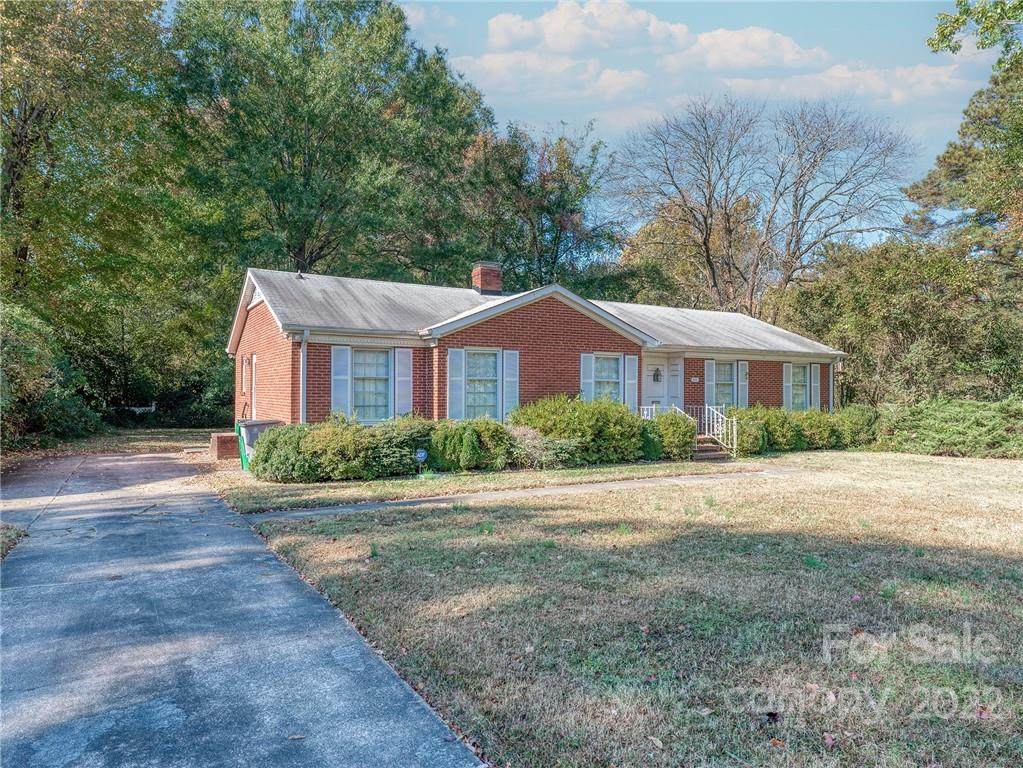 5138 Addison Drive - Photo 1