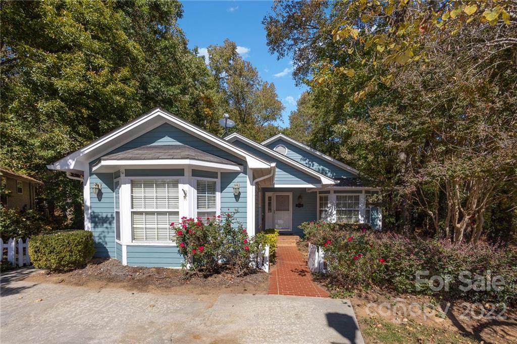 2928 Cherry Blossom Court - Photo 1