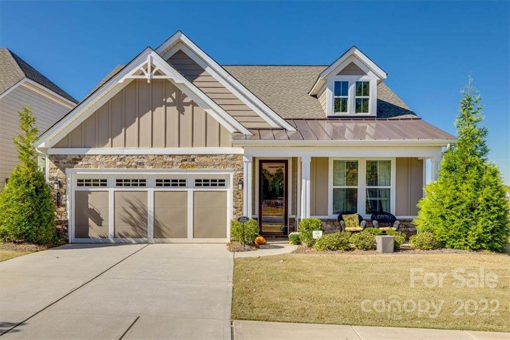 9423 Cresswind Boulevard - Photo 1
