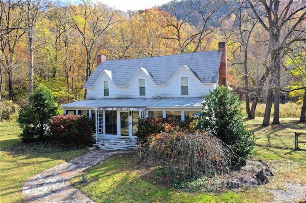1414 Caney Fork Road - Photo 1