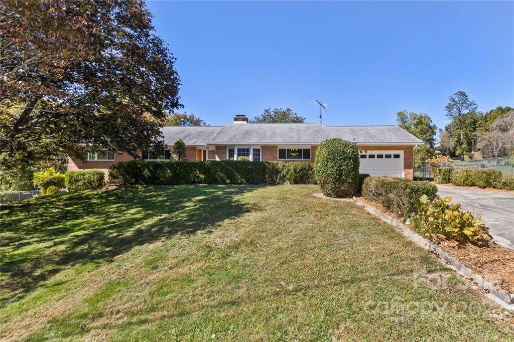 212 Sheneman Drive - Photo 1