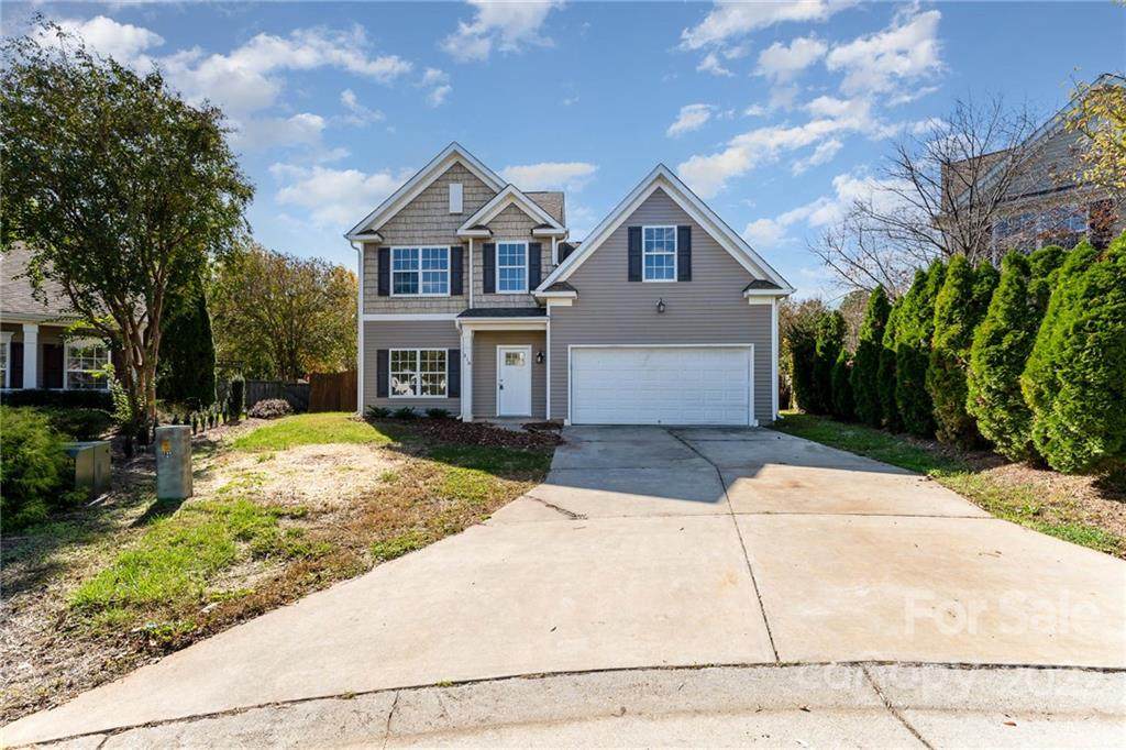 210 Wintergreen Court - Photo 1