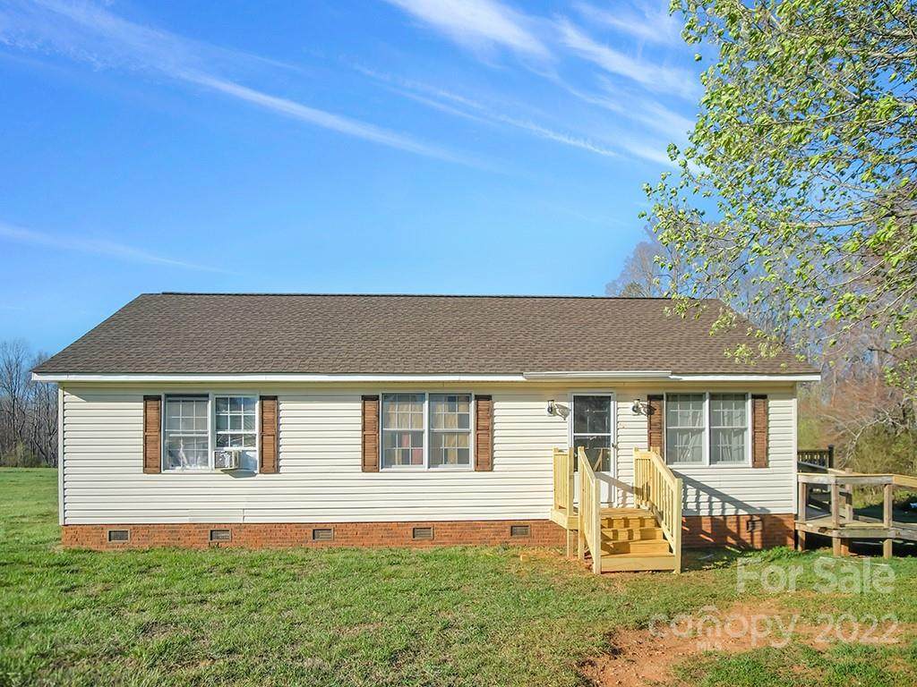 147 Hurricane Drive - Photo 1