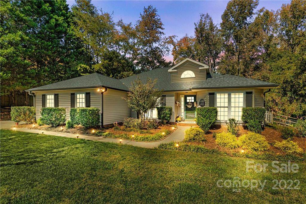 1411 Pine Needle Lane - Photo 1