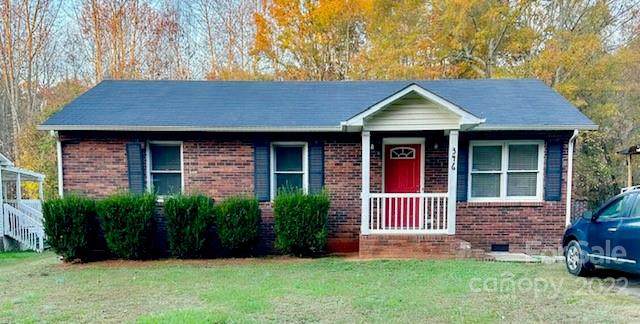 346 Pine Avenue - Photo 1