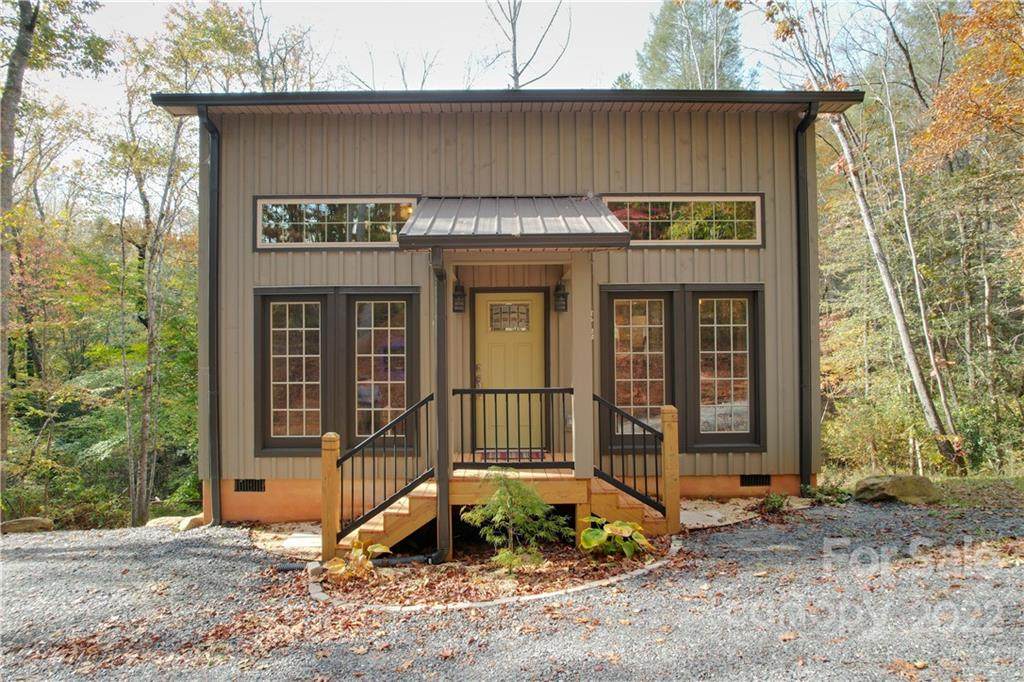 38 Macey Drive - Photo 1