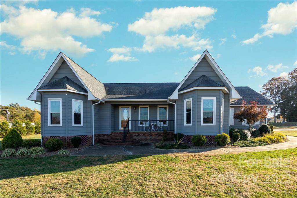 4414 Hunter Rhyne Road - Photo 1