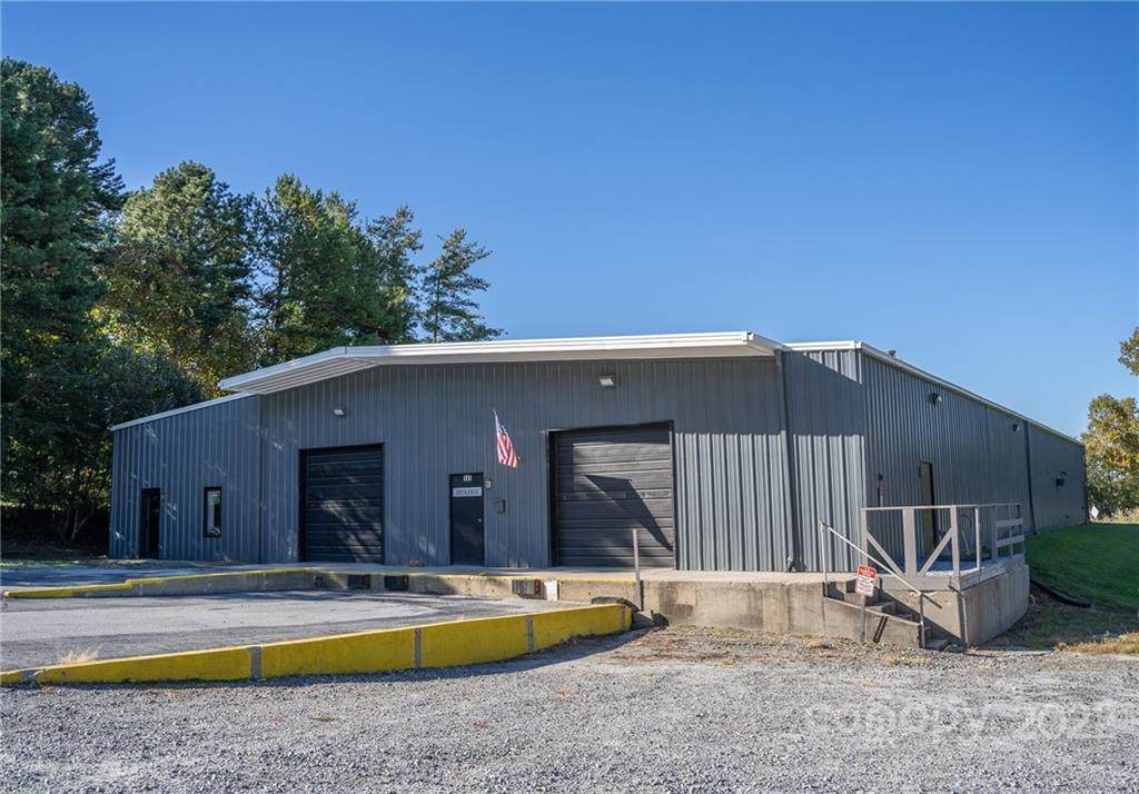 145 Twin Springs Road - Photo 1