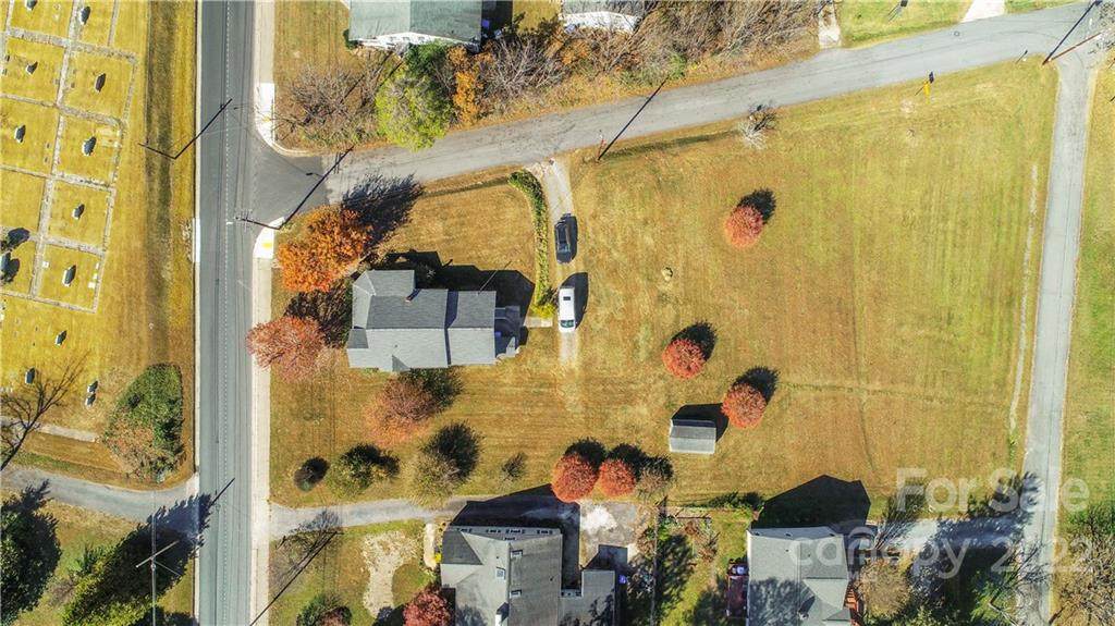 309 Country Club Road - Photo 1
