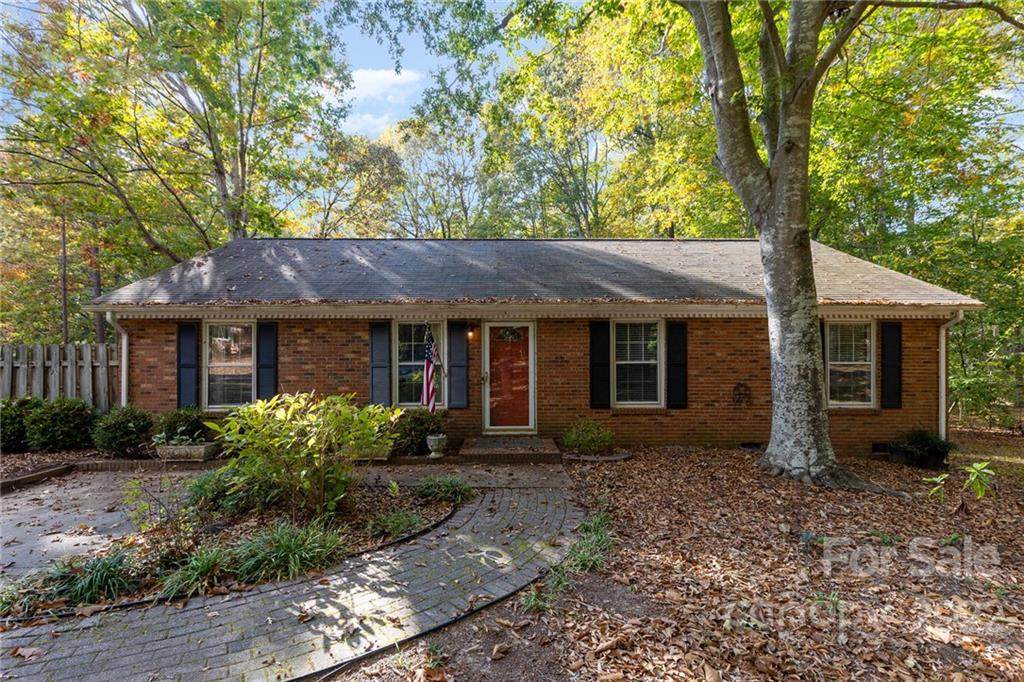 512 Anne Avenue - Photo 1