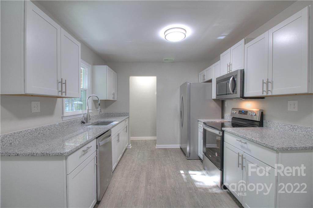 1300 Sharon Drive - Photo 1
