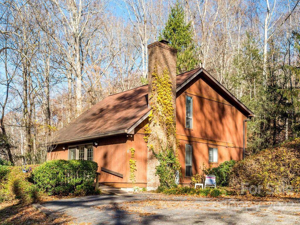 1 Thornwood Lane - Photo 1