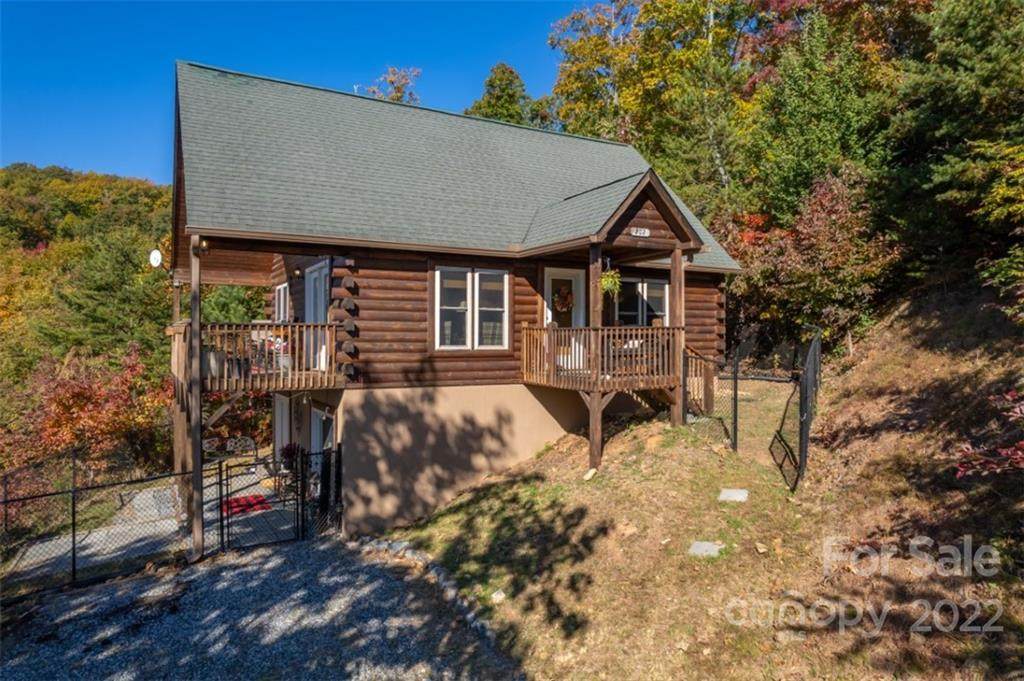 202 Fall Creek Drive - Photo 1