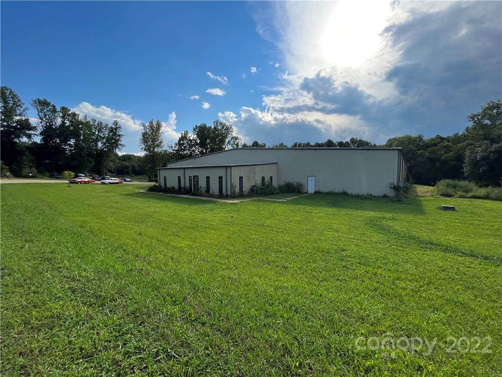 5415 Statesville Boulevard - Photo 1