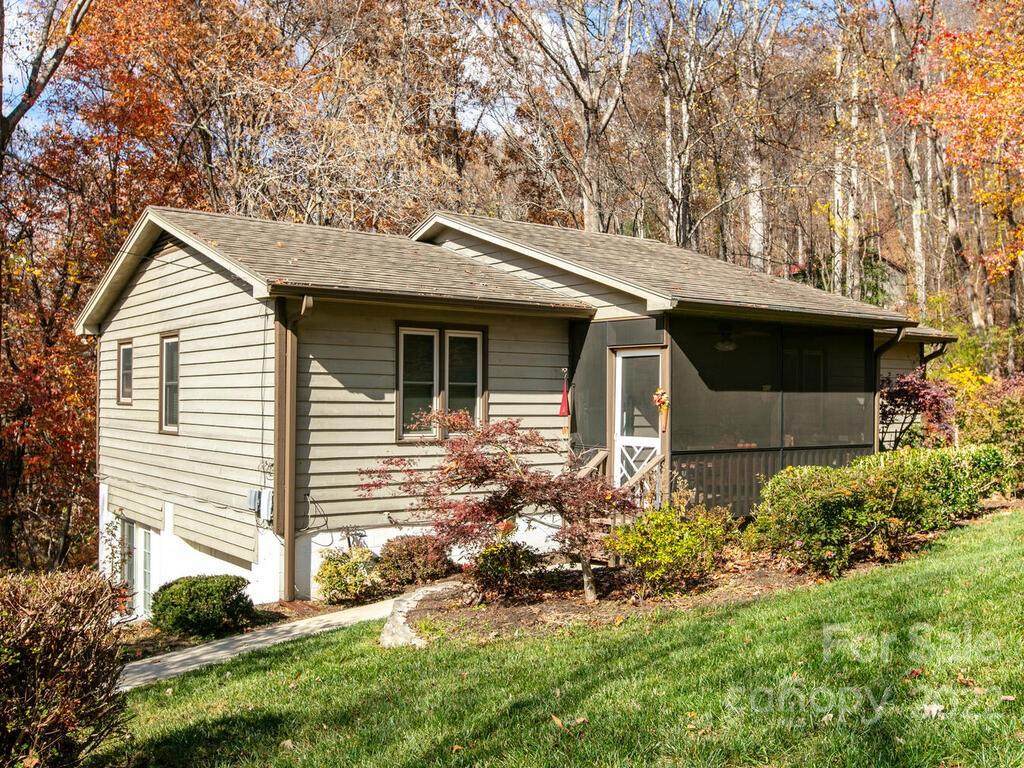 20 Jazaka Ridge Lane - Photo 1