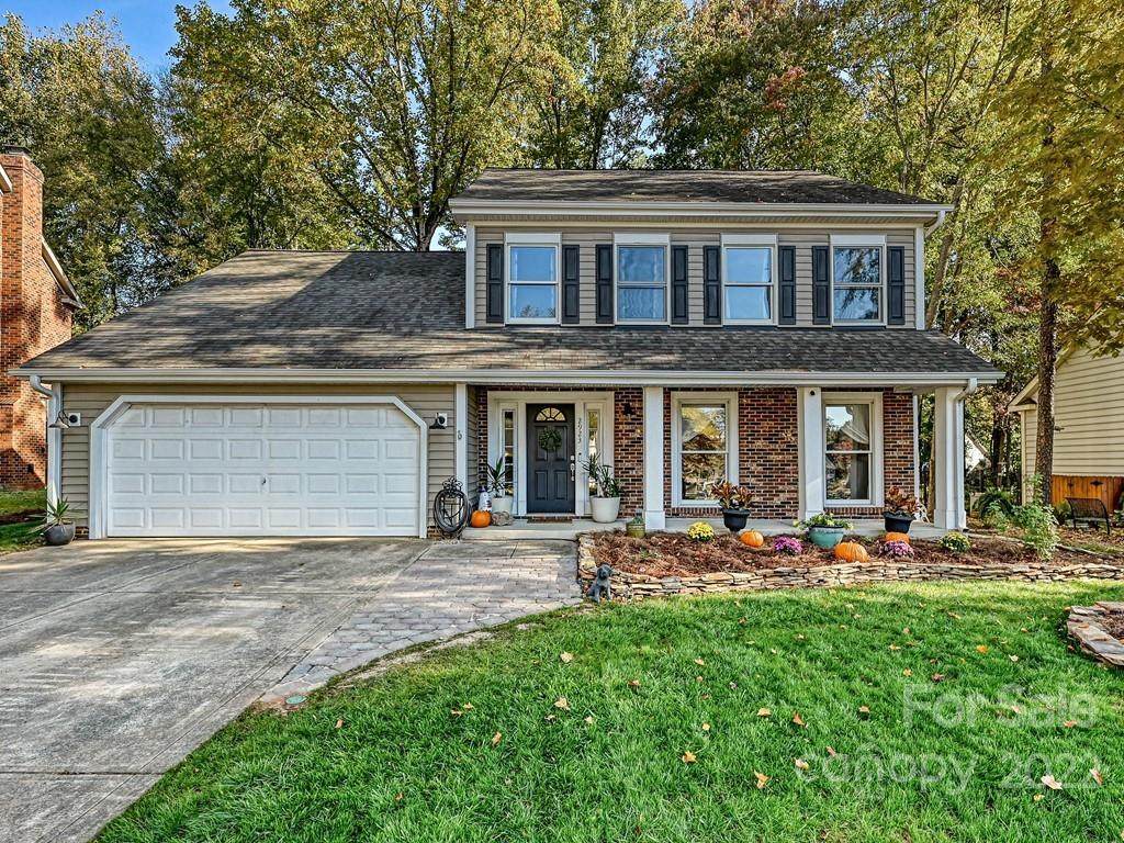 2923 Summerland Drive - Photo 1