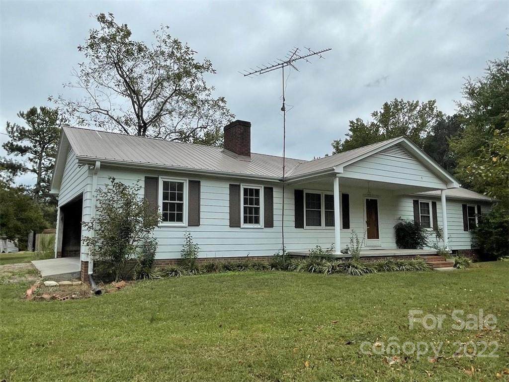 228 Brooks Lane - Photo 1