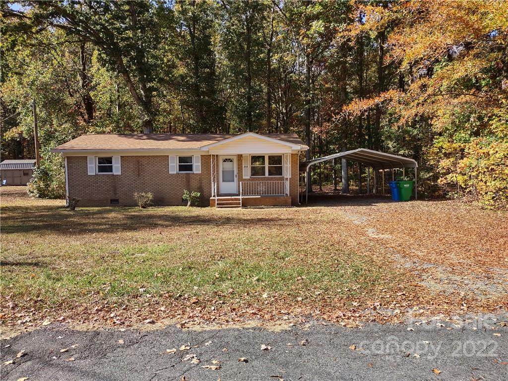 213 Oakland Street - Photo 1