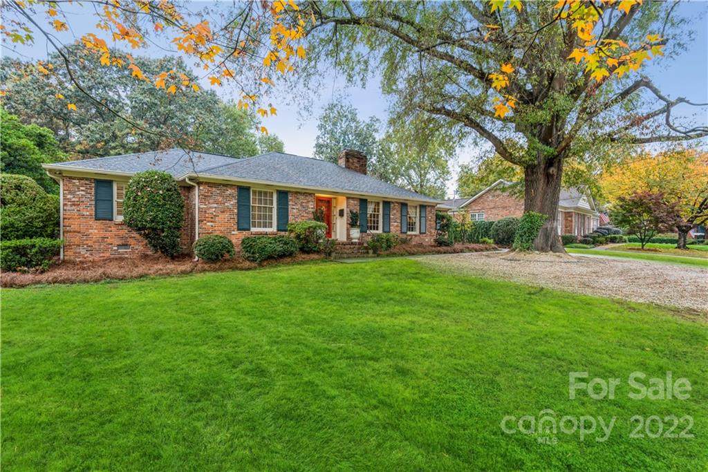 5432 Sharon Road - Photo 1