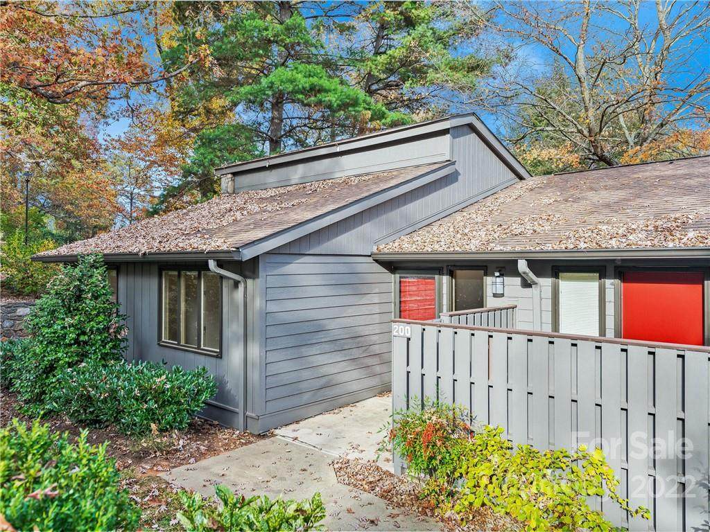 200 Crowfields Drive - Photo 1