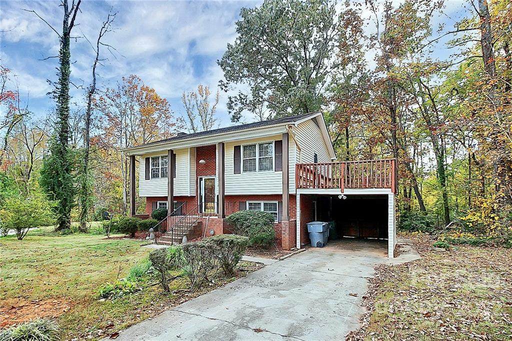 8220 Willowlake Court - Photo 1