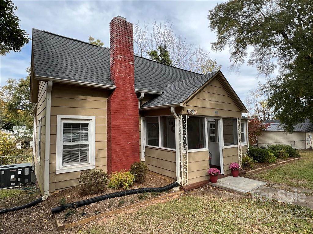 210 Ohio Avenue - Photo 1