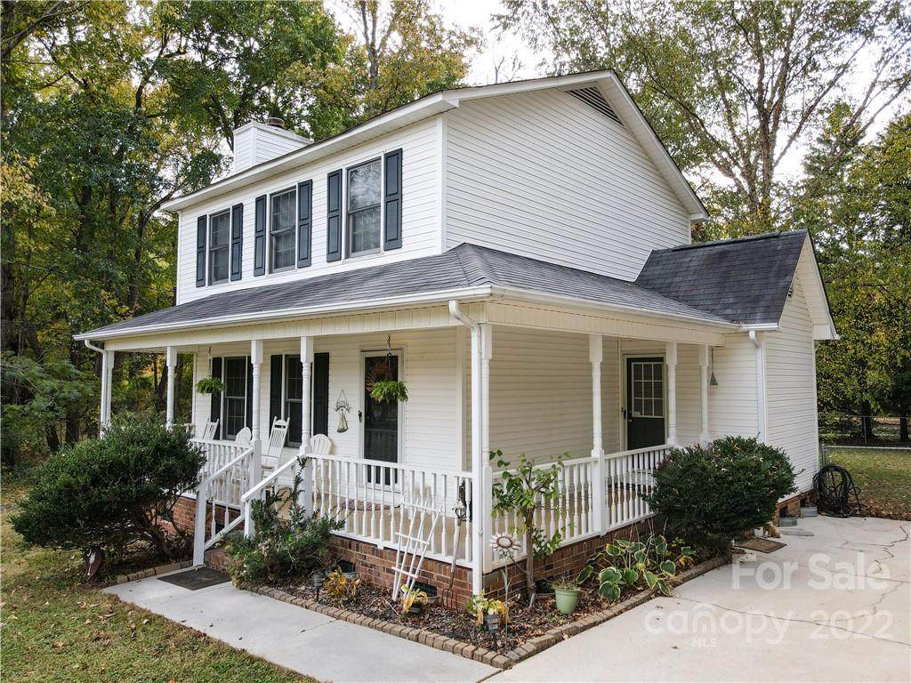 513 Rabun Circle - Photo 1