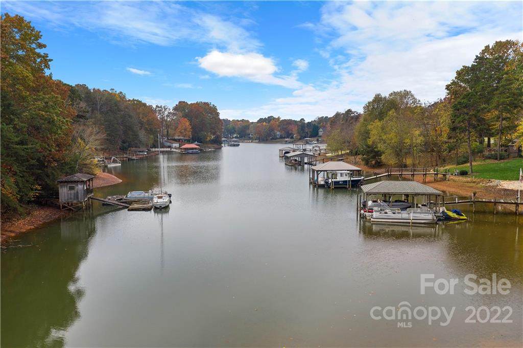633 Kemp Road - Photo 1