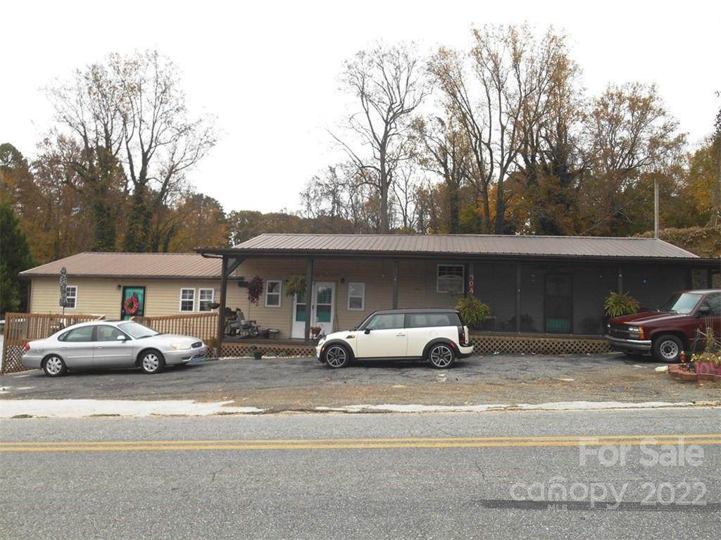 704 D Avenue - Photo 1