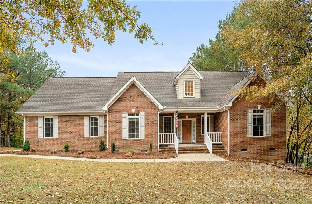 2038 Sunswept Lane - Photo 1