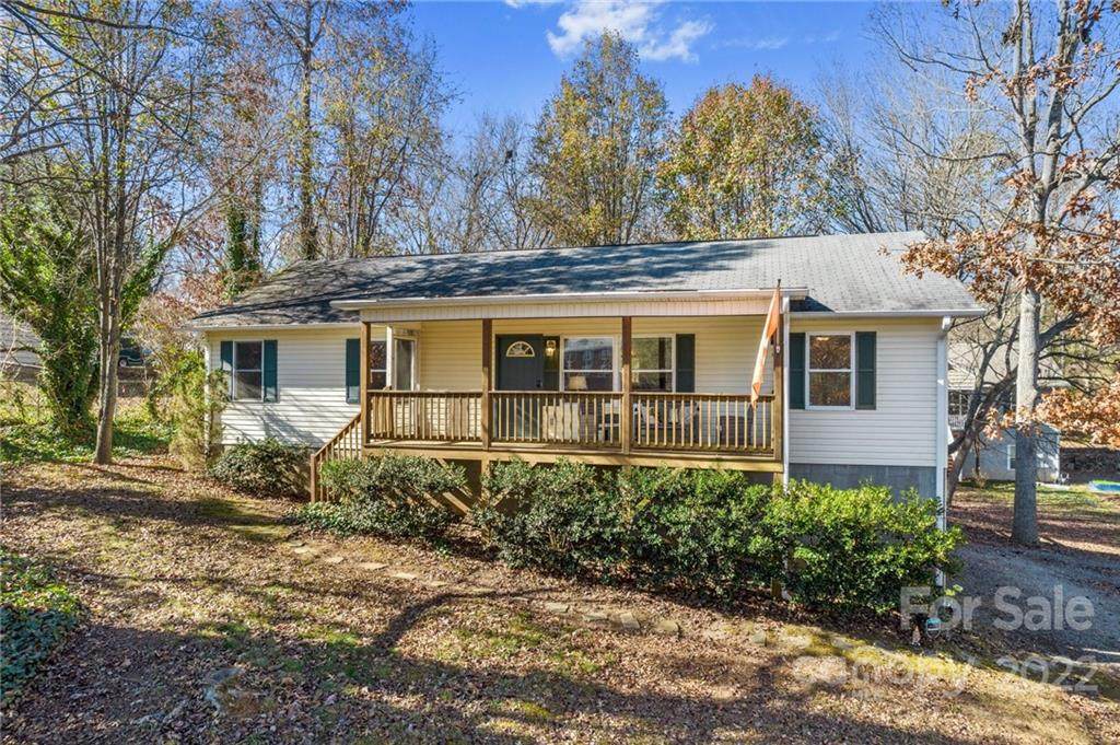7 Pinecrest Drive - Photo 1