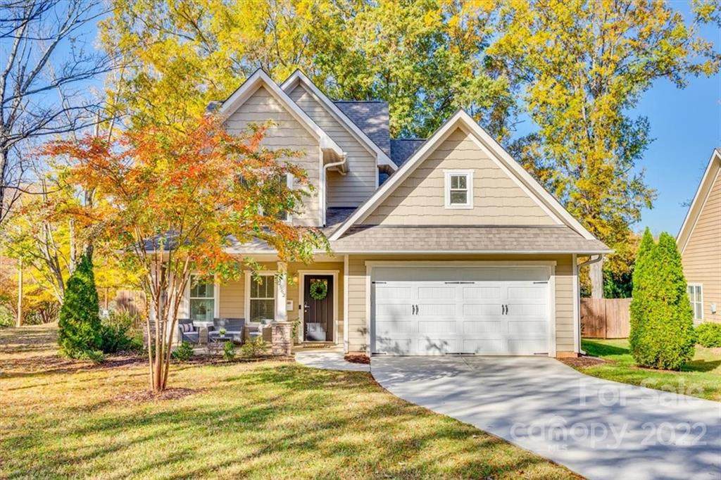 2562 Roseview Lane - Photo 1