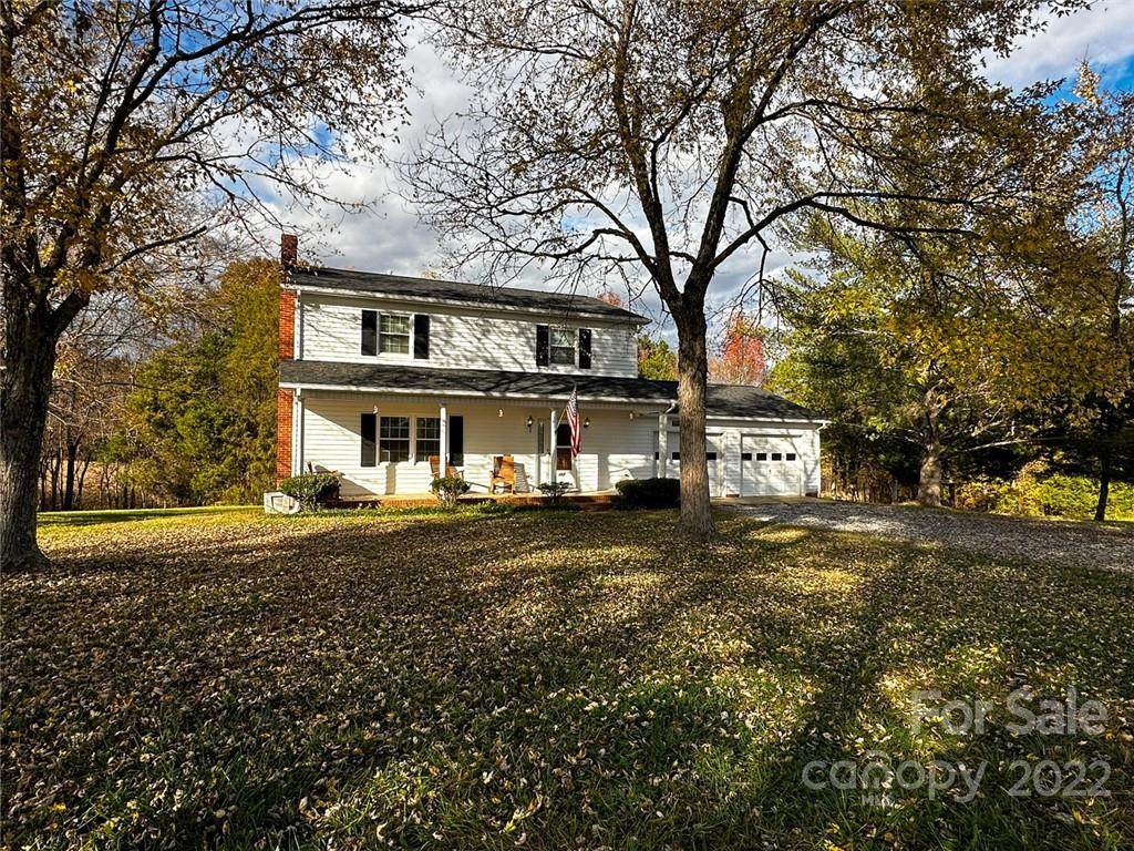163 White Drive - Photo 1
