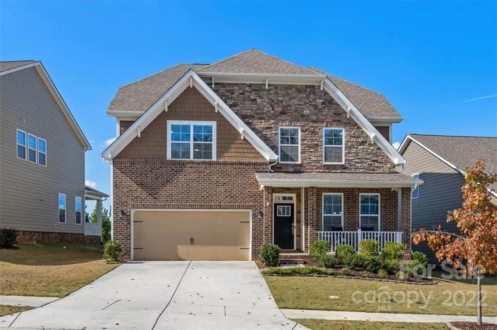 5032 Oakmere Road - Photo 1