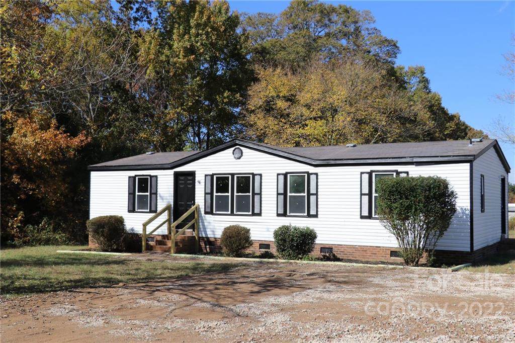 922 Willoughby Road - Photo 1