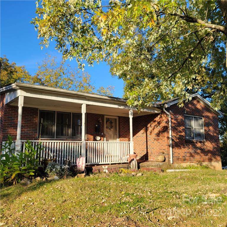 717 1st Avenue - Photo 1