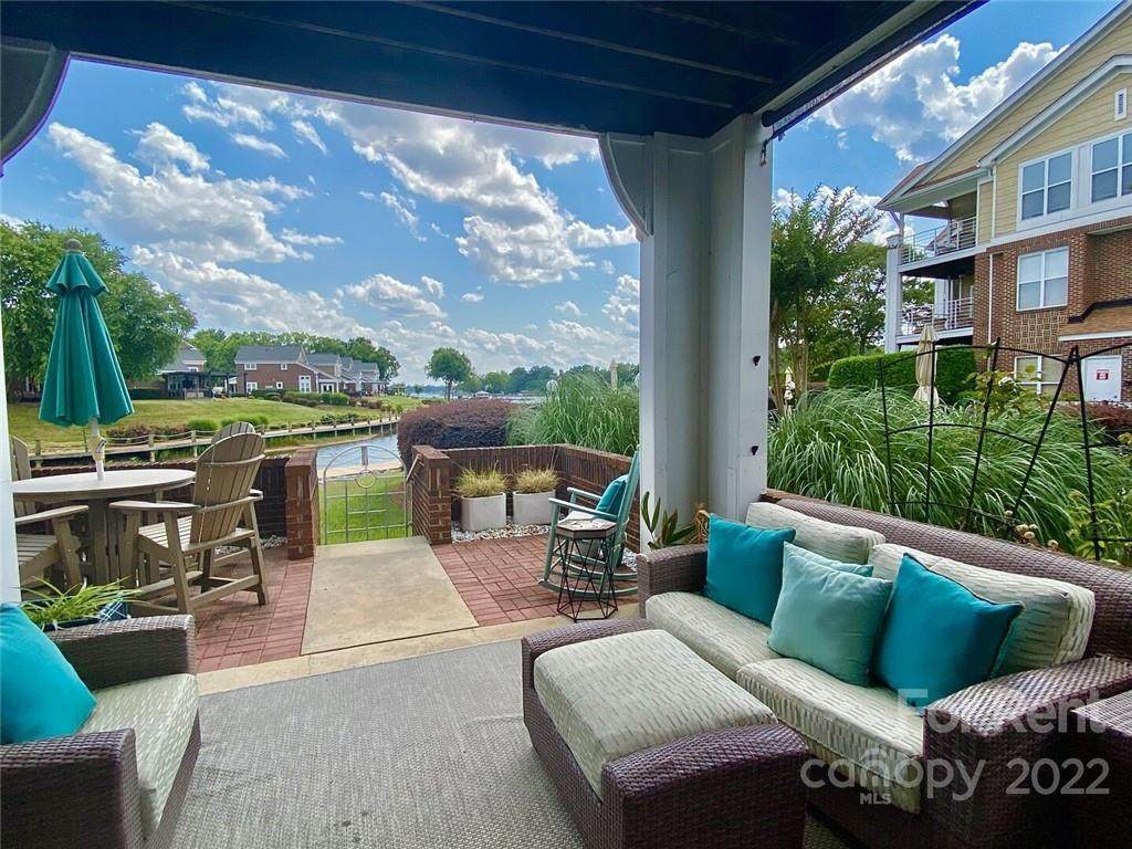 18519 Harborside Drive - Photo 1