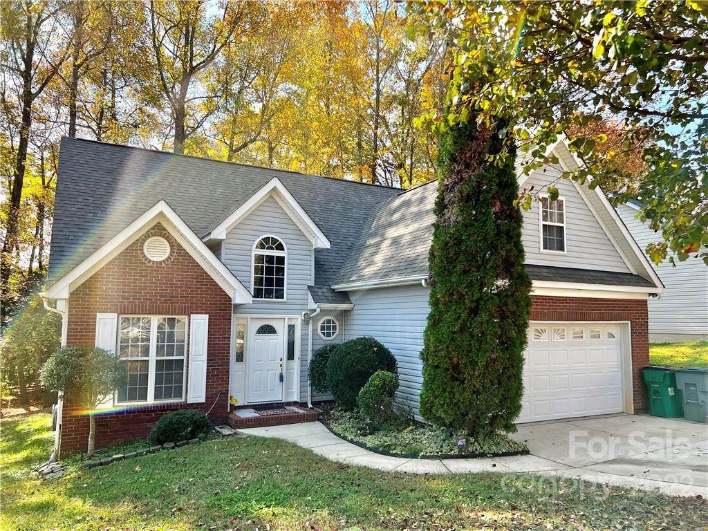 5028 Rosemede Drive - Photo 1