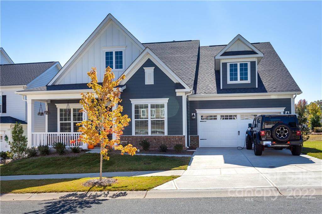 152 Dudley Drive - Photo 1