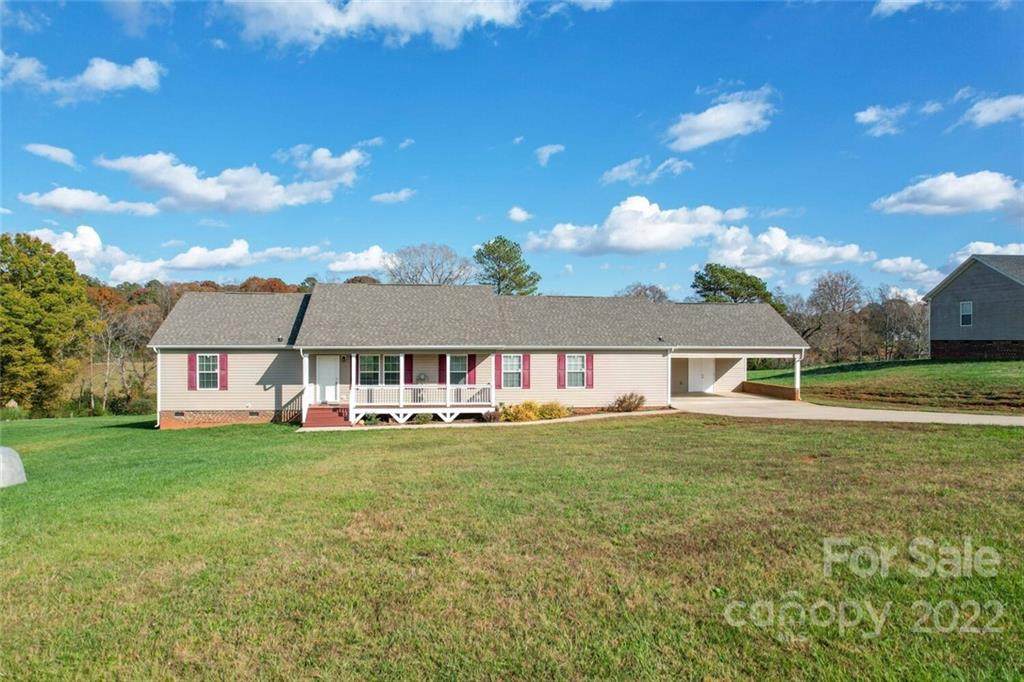 318 Laurel Ridge Drive - Photo 1