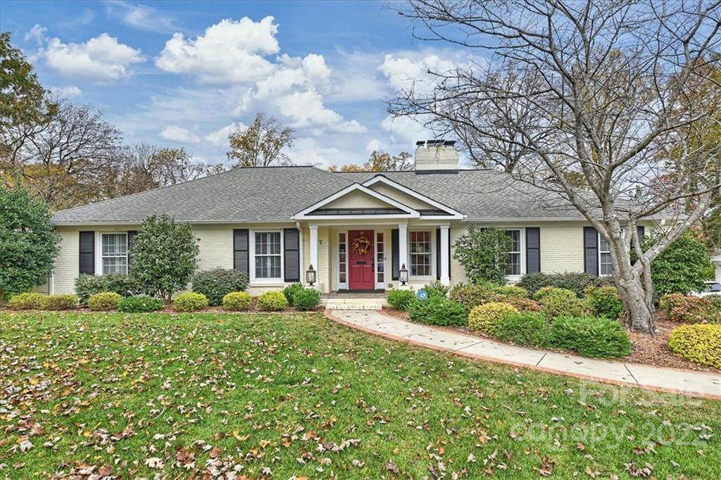 547 Manning Drive - Photo 1