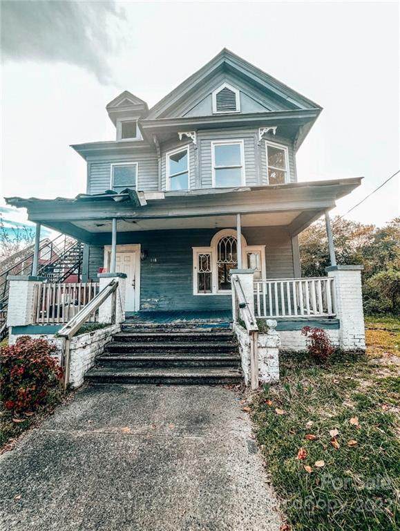 118 Moore Street - Photo 1