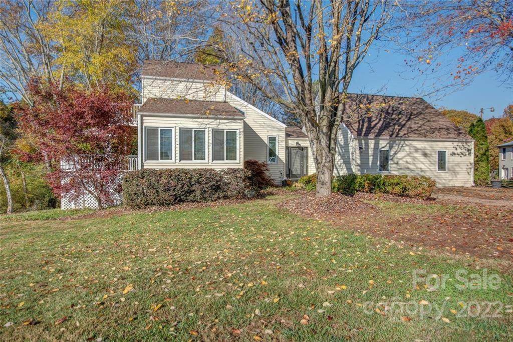 1204 New Crest Lane - Photo 1