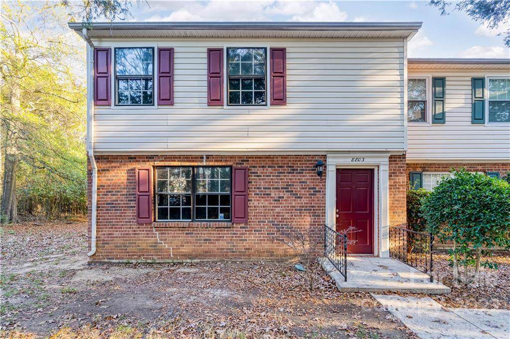 8803 Hunter Ridge Drive - Photo 1