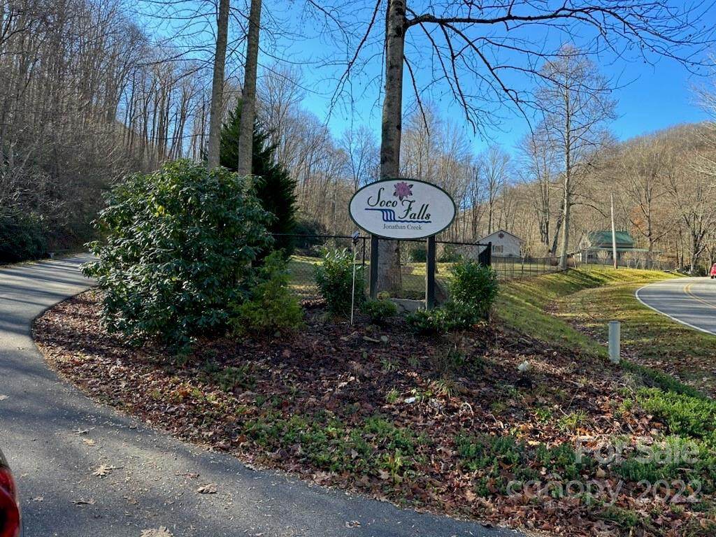 471 Jonathan Trail - Photo 1