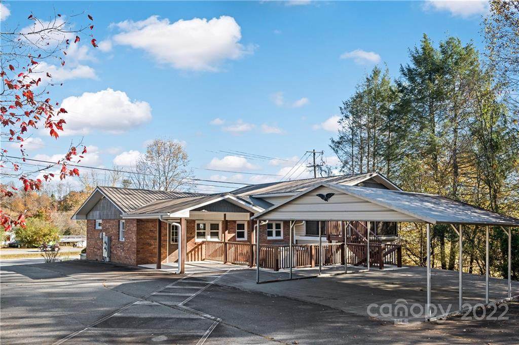 1371 Asheville Highway - Photo 1